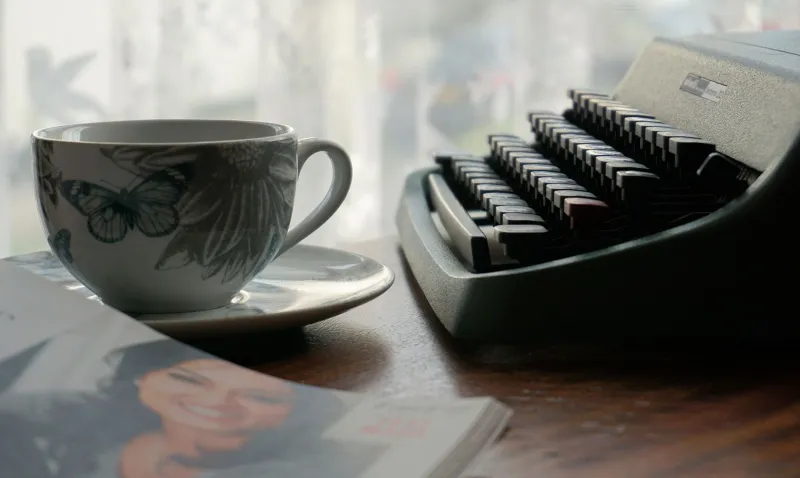 Clack Therapy: How the Mechanical Typewriter Became the Creative Tool of a Burnt-Out Generation